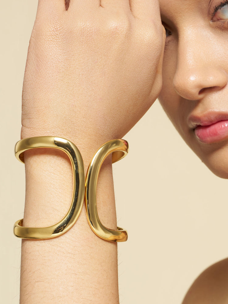 Solar Curve Cuff Bangle Gold