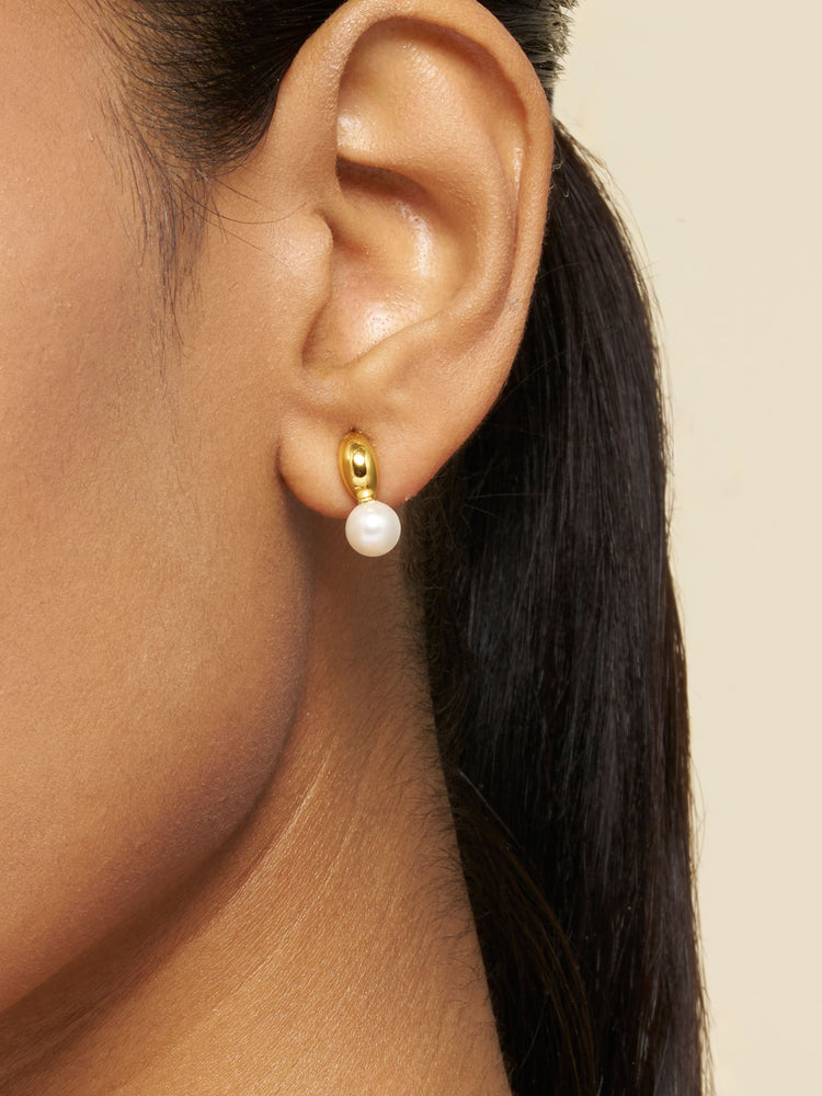 Lustre Teardrop Studs