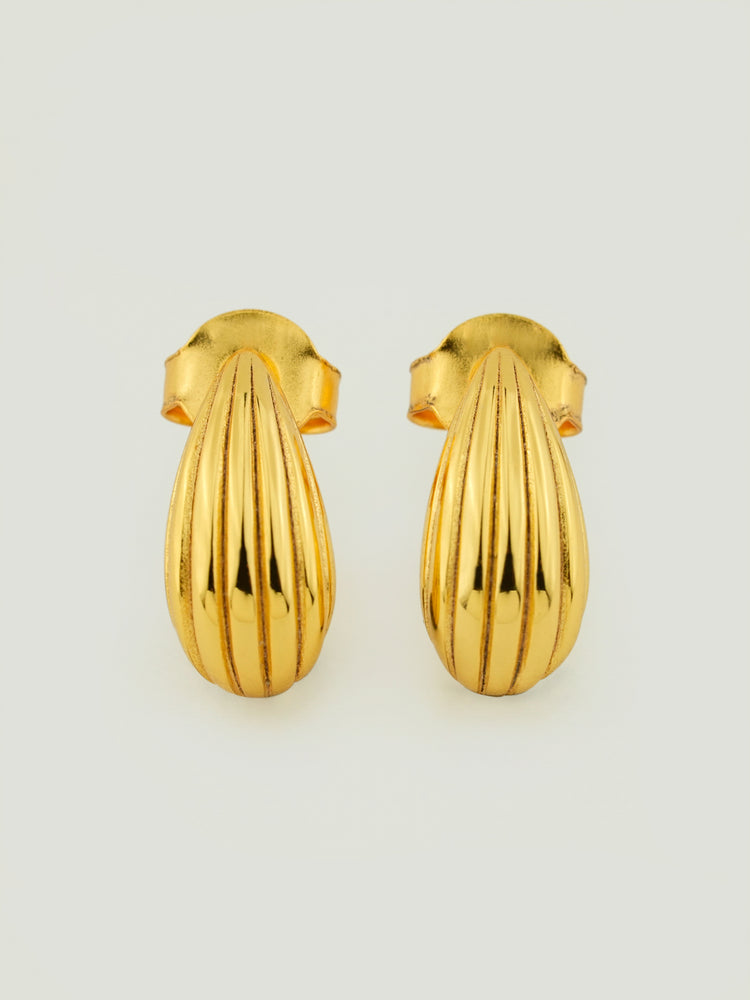 Ribbed Teardrop Stud Earrings Ribbed Teardrop Stud Earrings