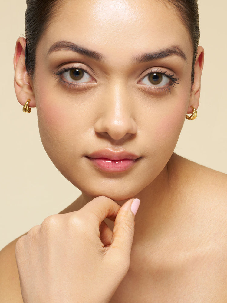 Overlap Hoop Earrings