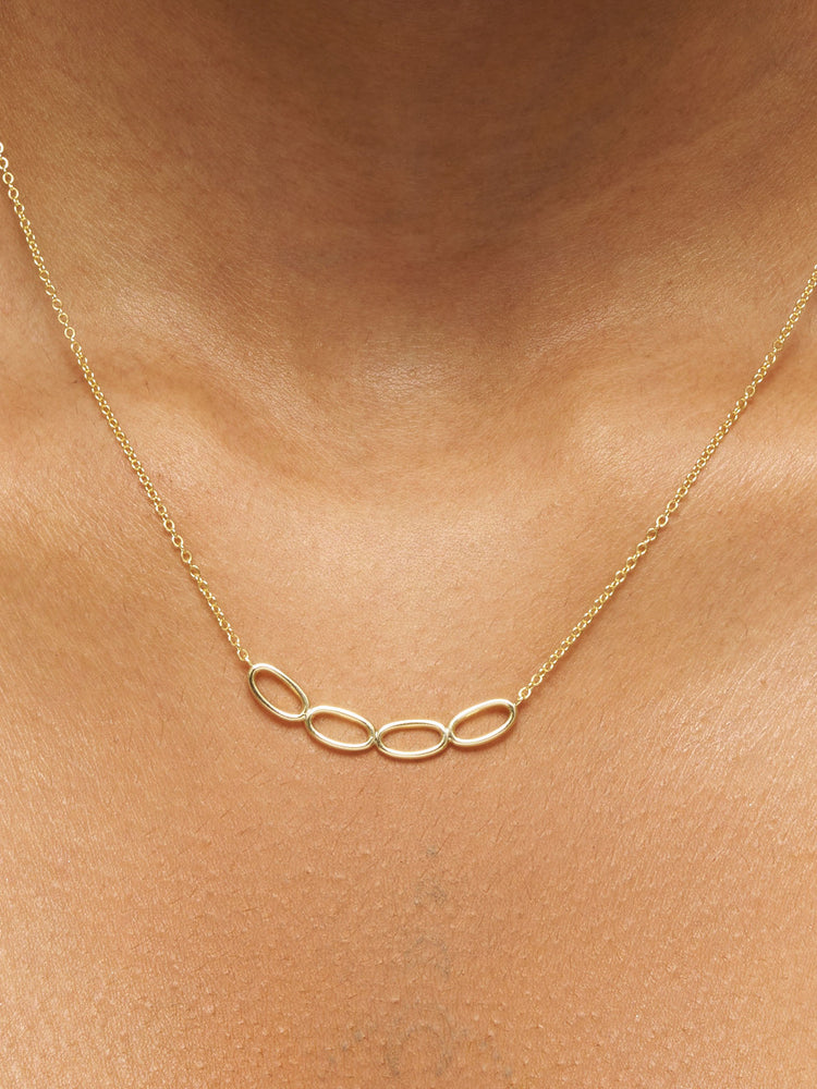 Interlink Fine Chain Necklace
