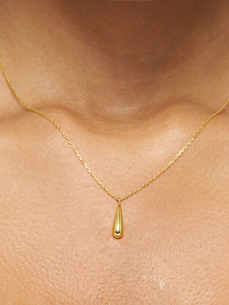 Golden Teardrop Pendant Necklace