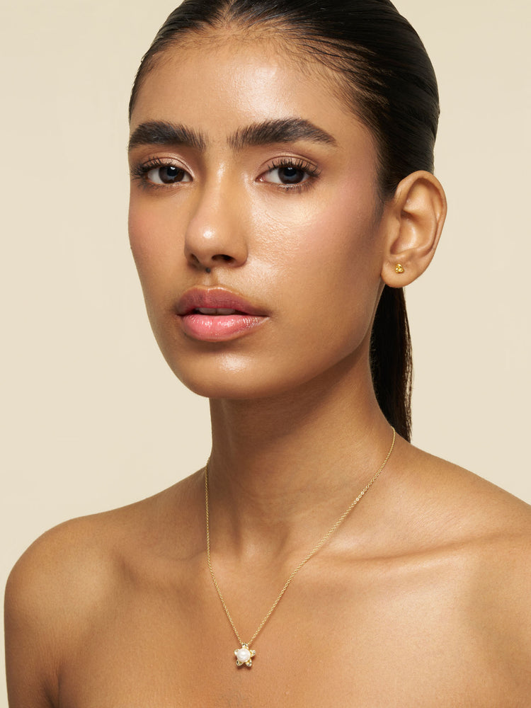 Blooming Pearl Necklace