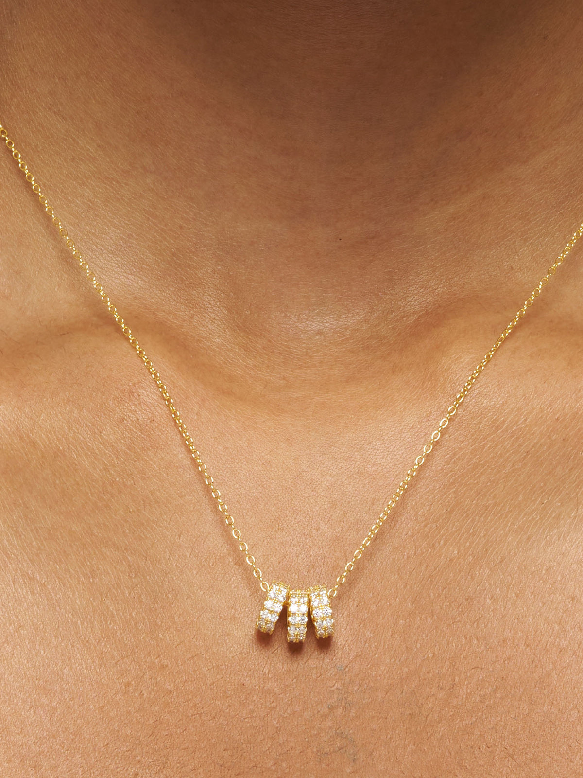 Opulence Loop Pendant Necklace