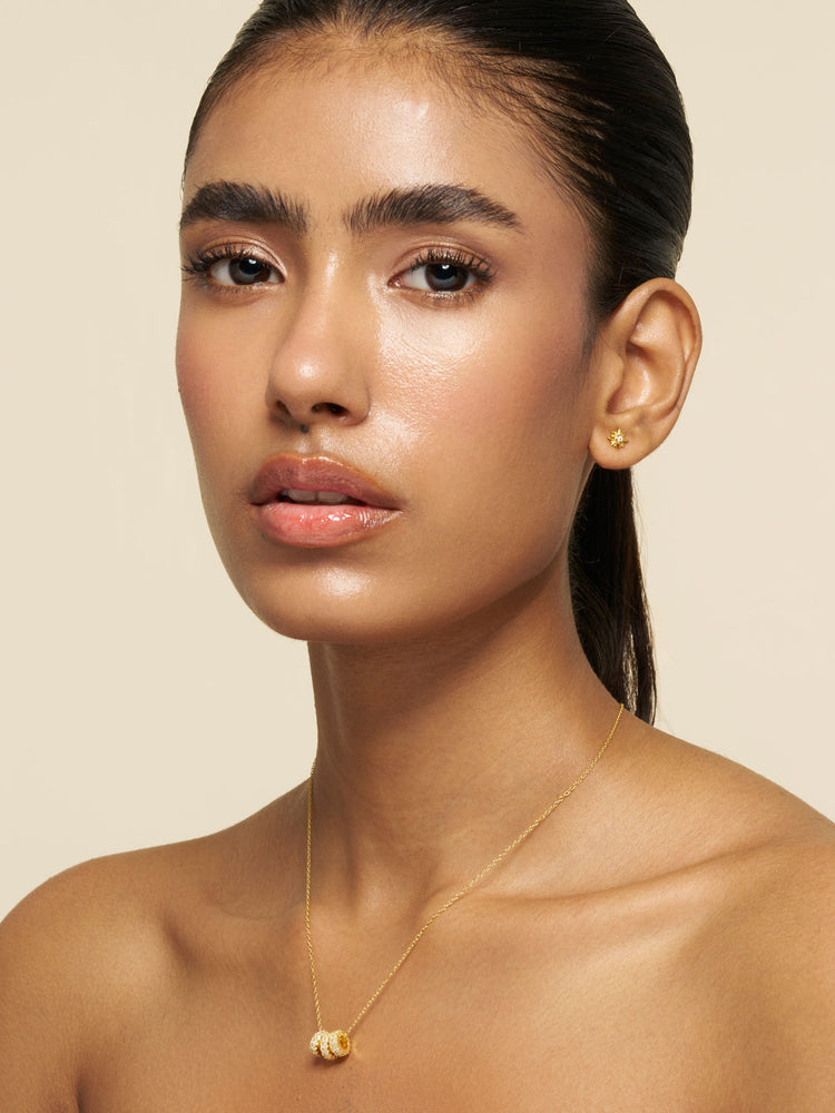 Opulence Loop Pendant Necklace