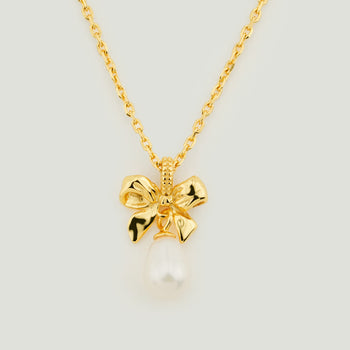 Belle Bow Pearl Necklace