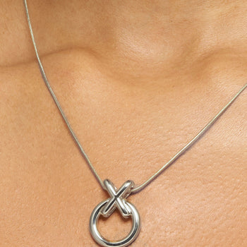 Xs & Os Pendant Necklace Silver