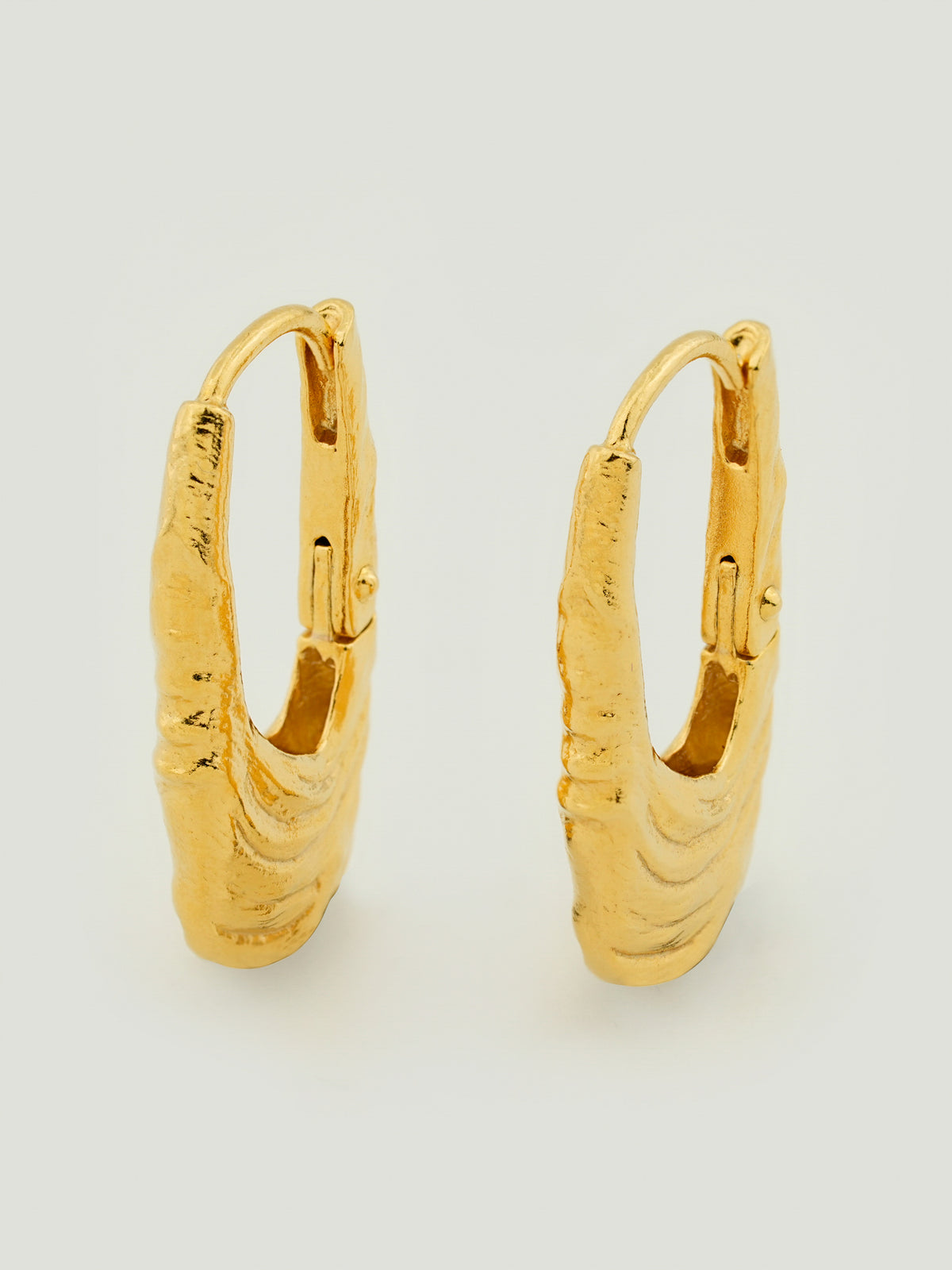 Rounded Block Hoops